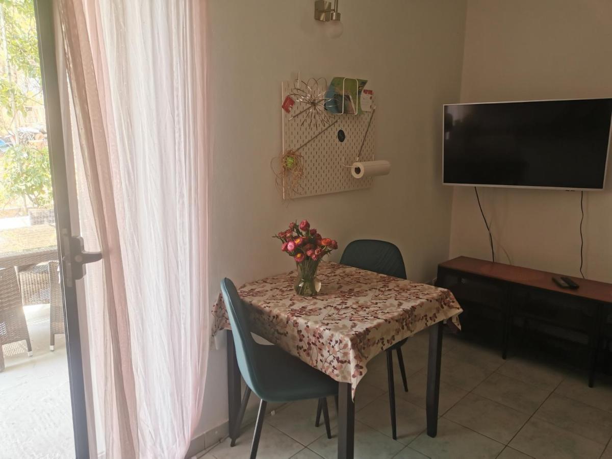 Pine Apartment Hvar Town Bagian luar foto